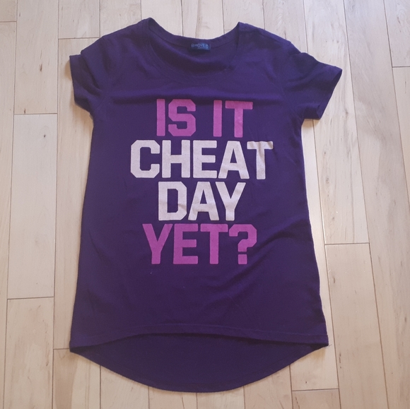 🎉2 for 1🎉 PINK and Ardene Tees - Picture 6 of 8